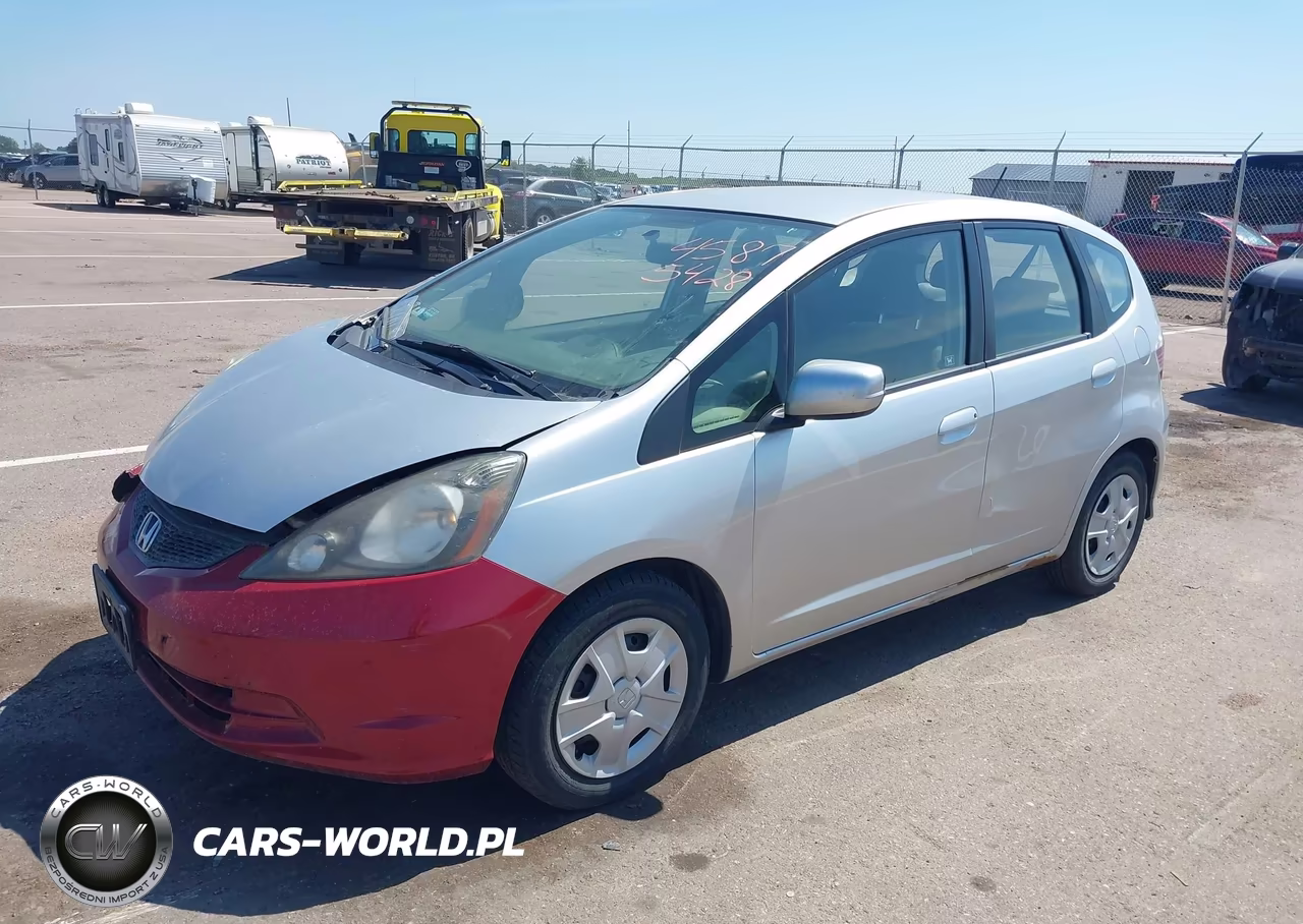 2013 Honda Fit VIN:JHMGE8G38DC007621 - 2