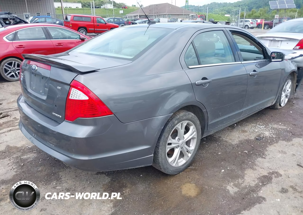 2012 Ford Fusion Se VIN:3FAHP0HG9CR331511 - 4