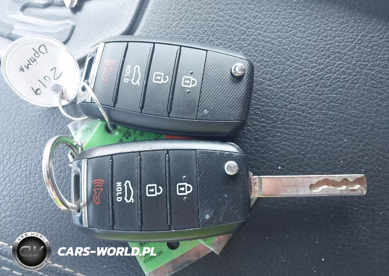 2019 Kia Optima Lx VIN:5XXGT4L3XKG359036 - 11