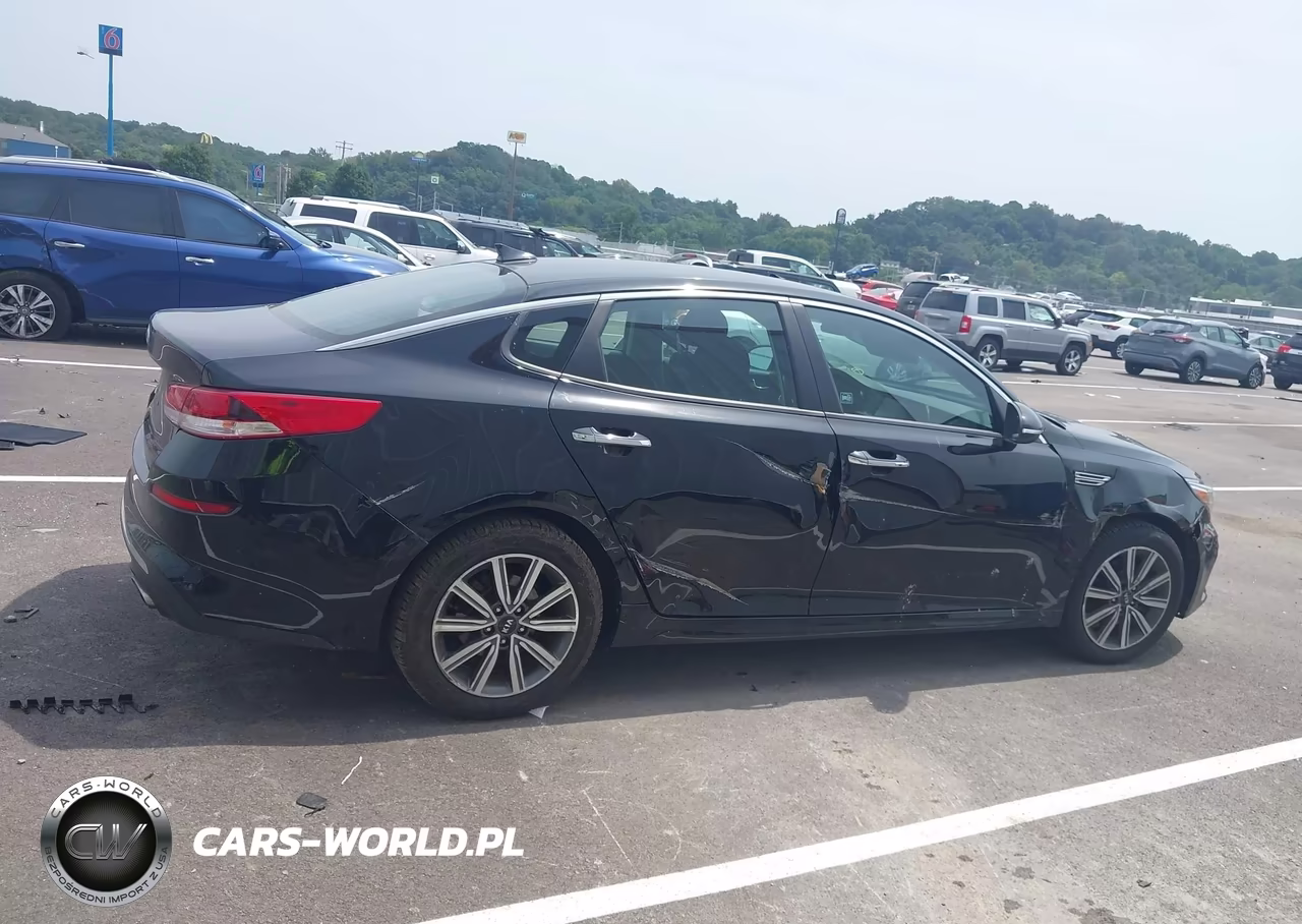 2019 Kia Optima Lx VIN:5XXGT4L3XKG359036 - 13