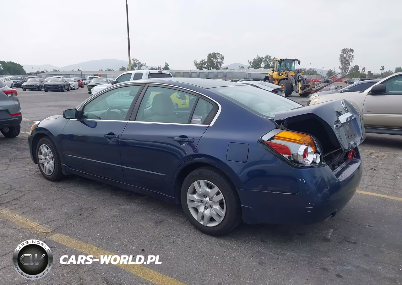 2010 Nissan Altima 2.5 S VIN:1N4AL2AP0AN556614 - 3