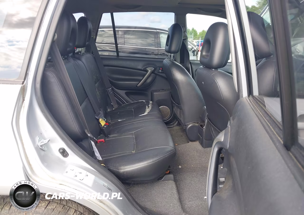 2005 Toyota Rav4 VIN:JTEHD20V150053887 - 8