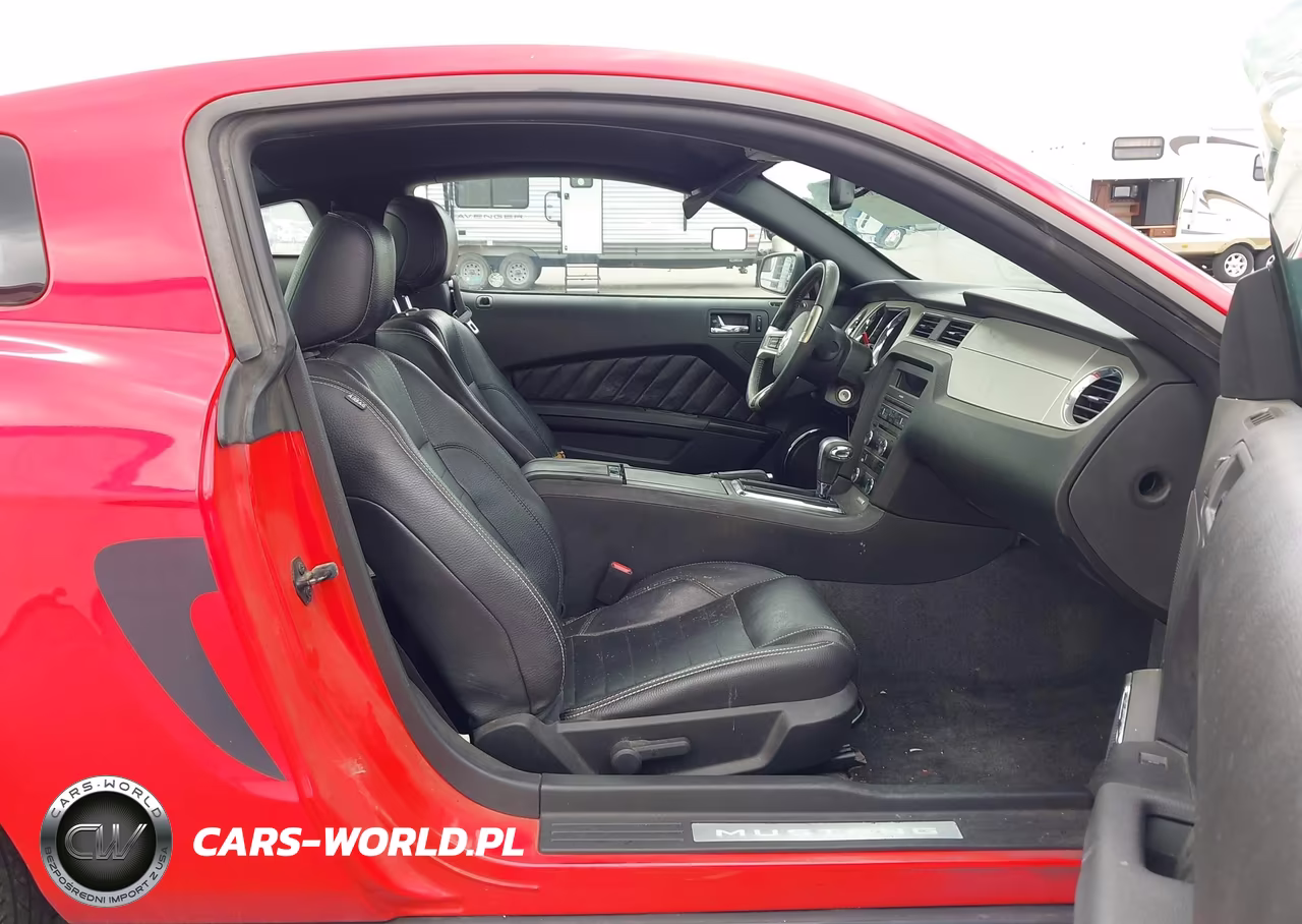 2011 Ford Mustang V6 Premium VIN:1ZVBP8AMXB5136384 - 5