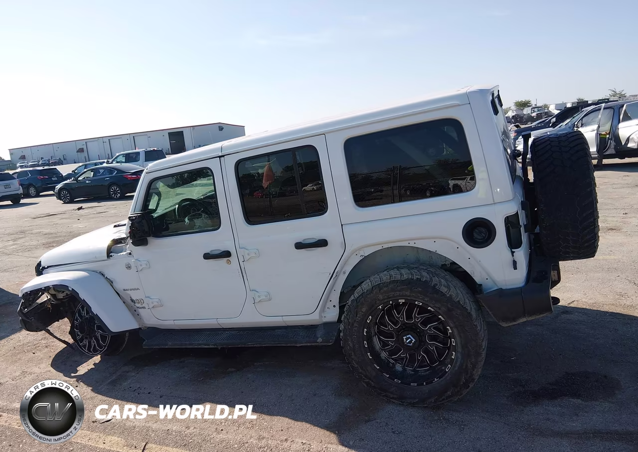 2018 Jeep Wrangler Unlimited Sahara 4X4 VIN:1C4HJXEGXJW110843 - 15