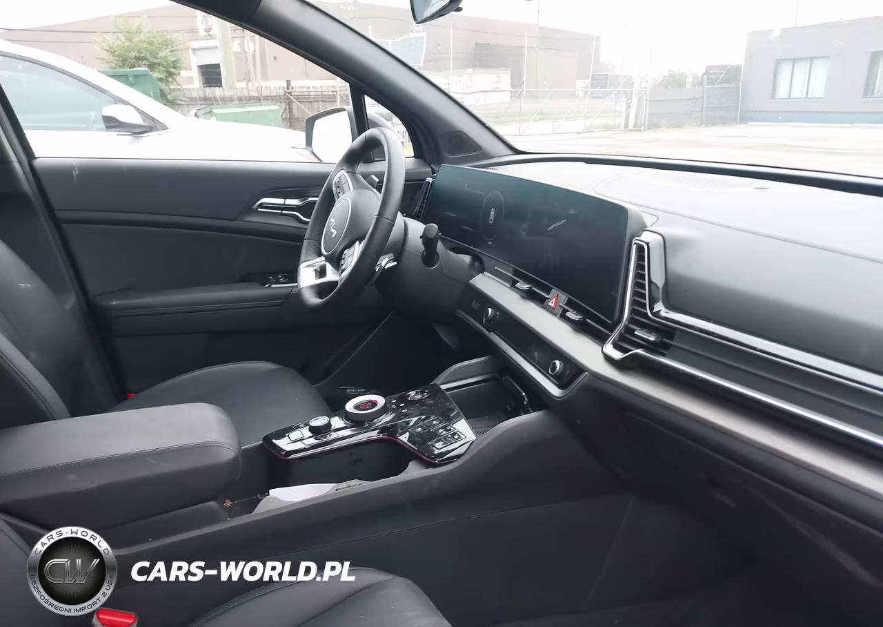 2025 Kia Sportage Plug-In Hybrid X-Line Prestige VIN:KNDPZDDH3S7248331 - 5