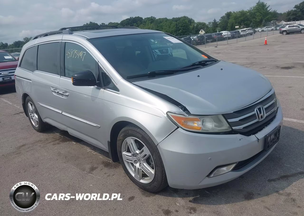 2013 Honda Odyssey Touring-Touring Elite – zdjęcie 1 z 17