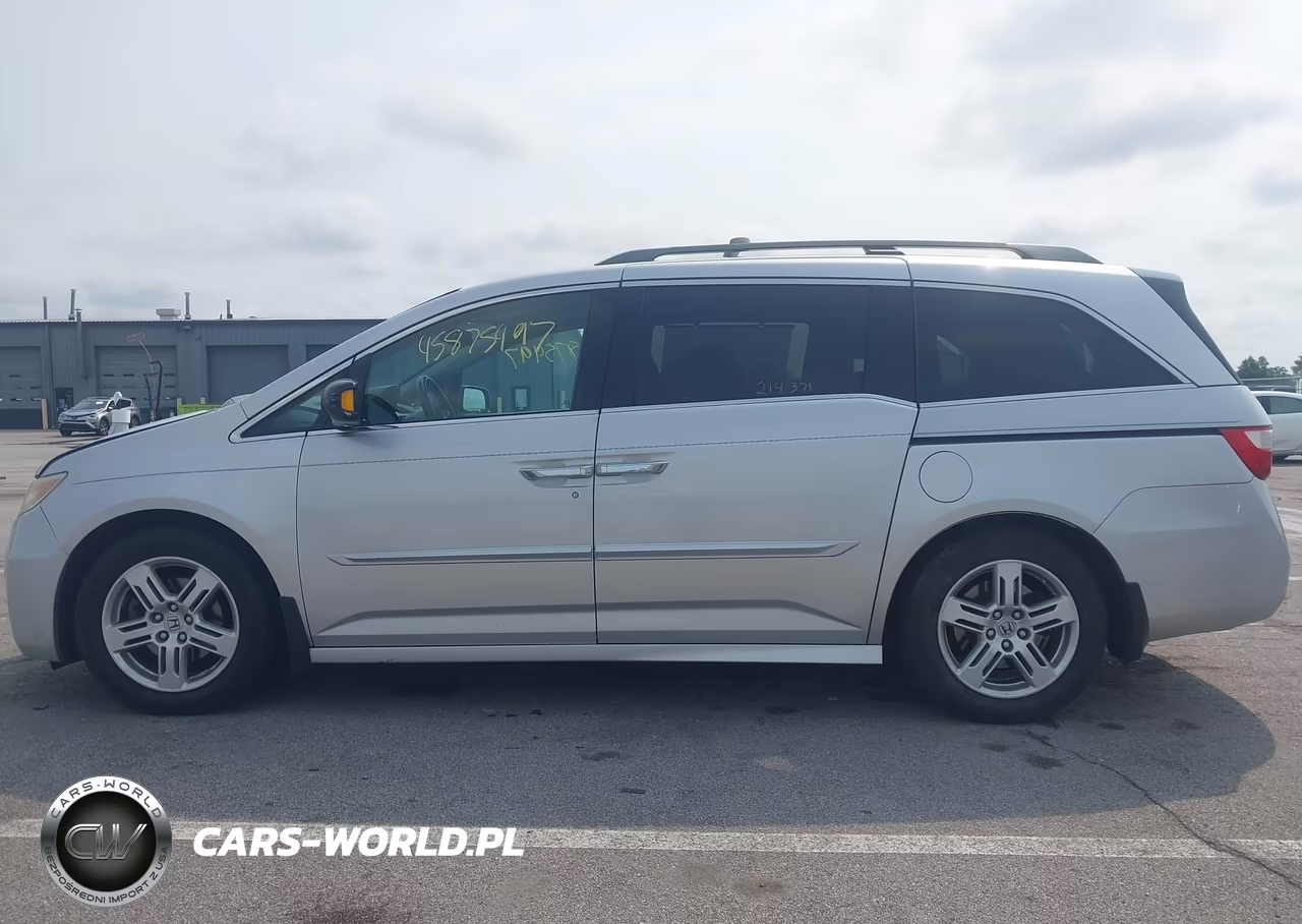2013 Honda Odyssey Touring-Touring Elite VIN:5FNRL5H93DB081730 - 14