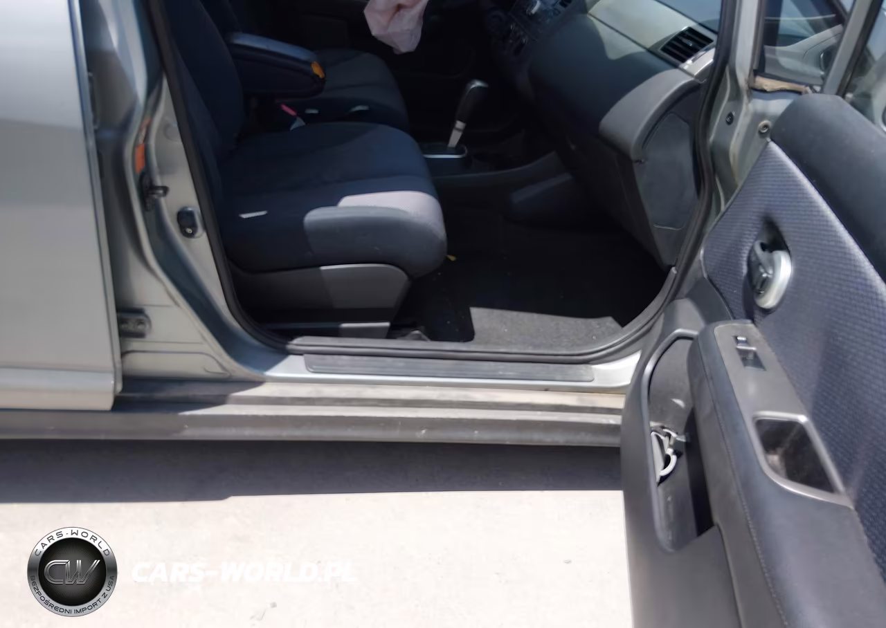 2007 Nissan Versa 1.8Sl VIN:3N1BC13E47L362202 - 5