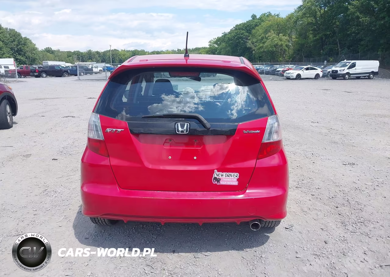 2010 Honda Fit Sport VIN:JHMGE8H44AC031773 - 16