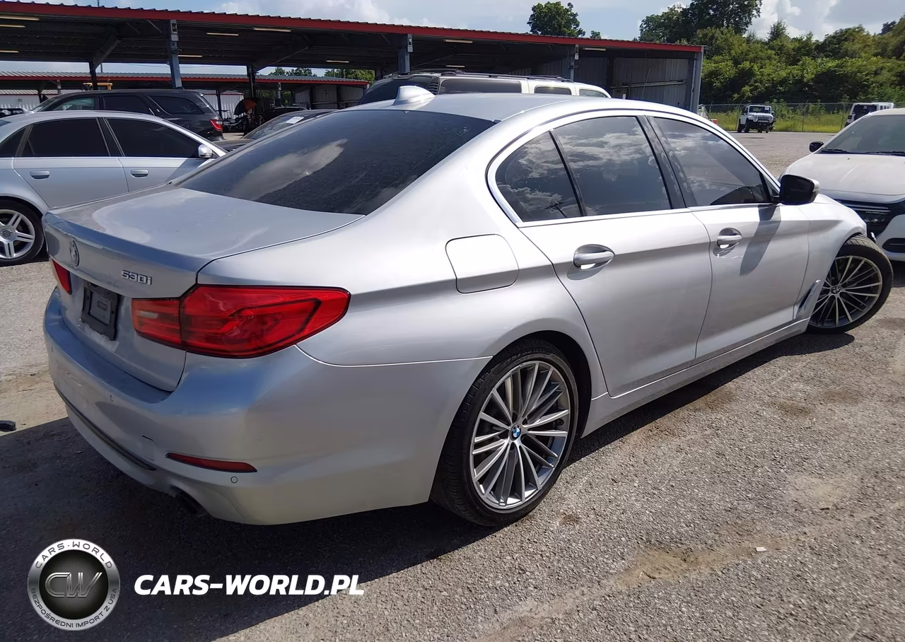 2019 BMW 530I VIN:WBAJA5C56KBX87403 - 4