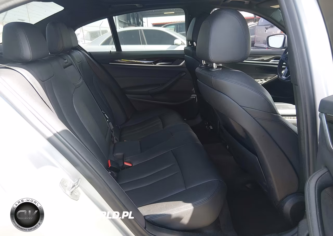 2019 BMW 530I VIN:WBAJA5C56KBX87403 - 8