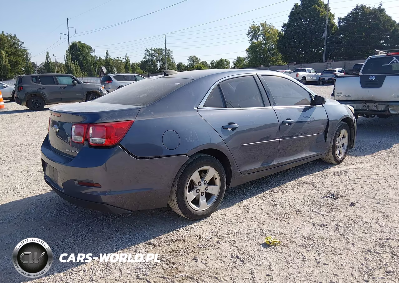 2015 Chevrolet Malibu Ls VIN:1G11B5SL8FF221539 - 4