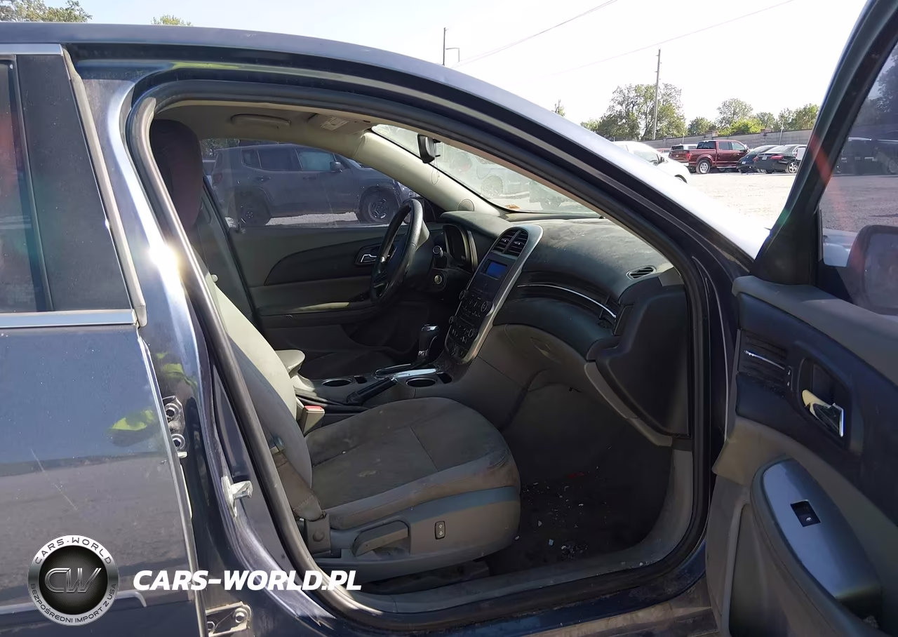 2015 Chevrolet Malibu Ls VIN:1G11B5SL8FF221539 - 5