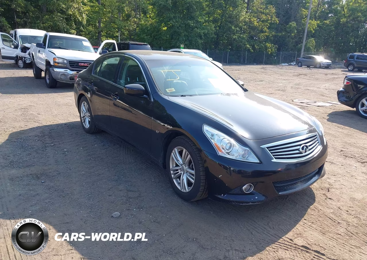 2015 Infiniti Q40