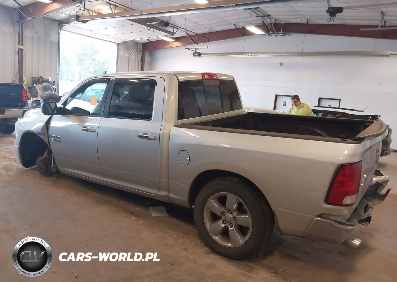 2016 Ram 1500 Big Horn VIN:3C6RR7LT3GG194872 - 3