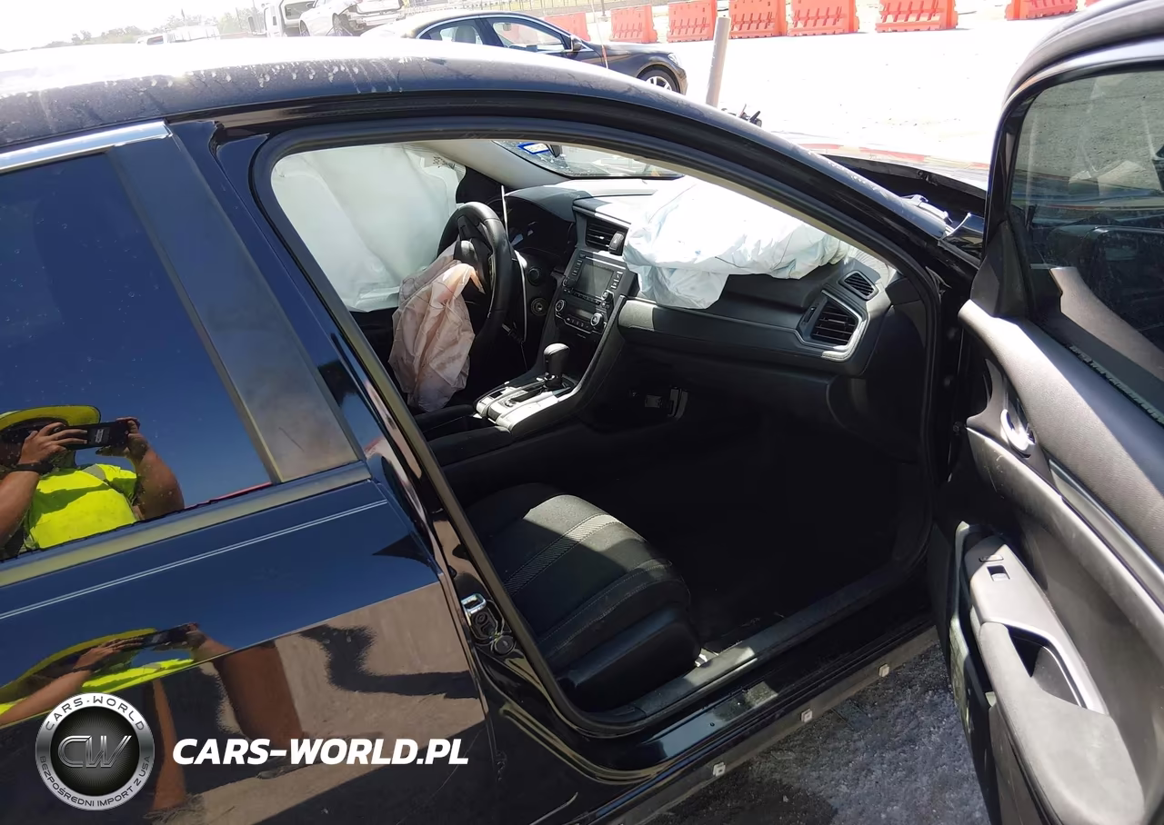 2018 Honda Civic Lx VIN:2HGFC2F59JH598667 - 5