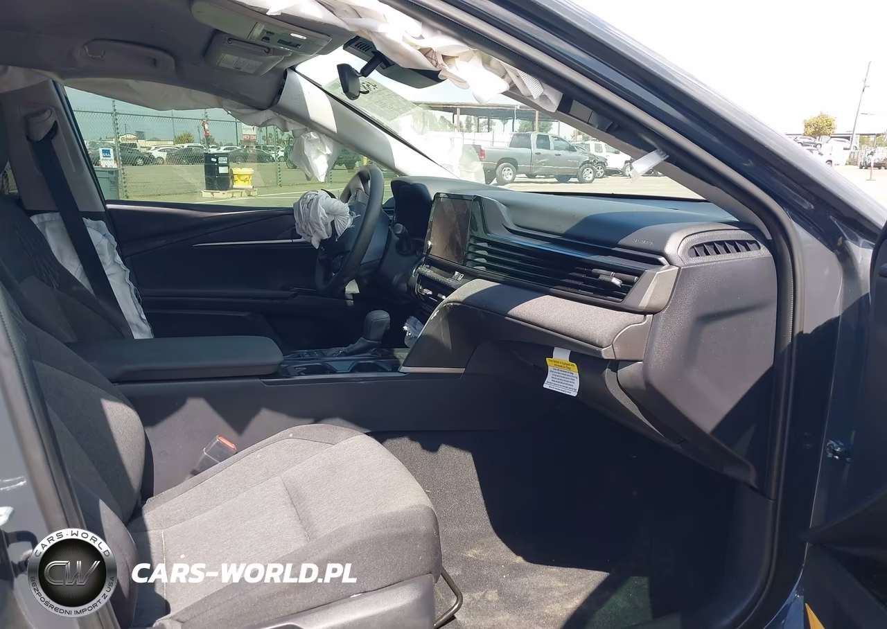 2026 Toyota Camry Le VIN:4T1DBADK2TU547356 - 5