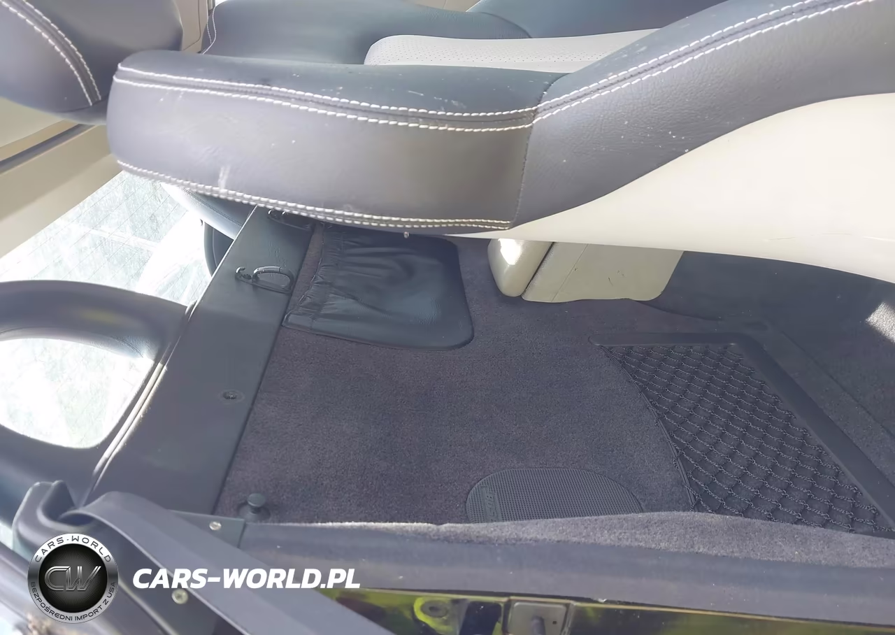 1999 Mercedes-Benz Slk 230 Kompressor VIN:WDBKK47F2XF137631 - 8