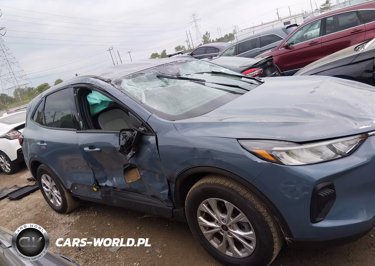 2025 Ford Escape Active VIN:1FMCU9GN0SUA06735 - 13