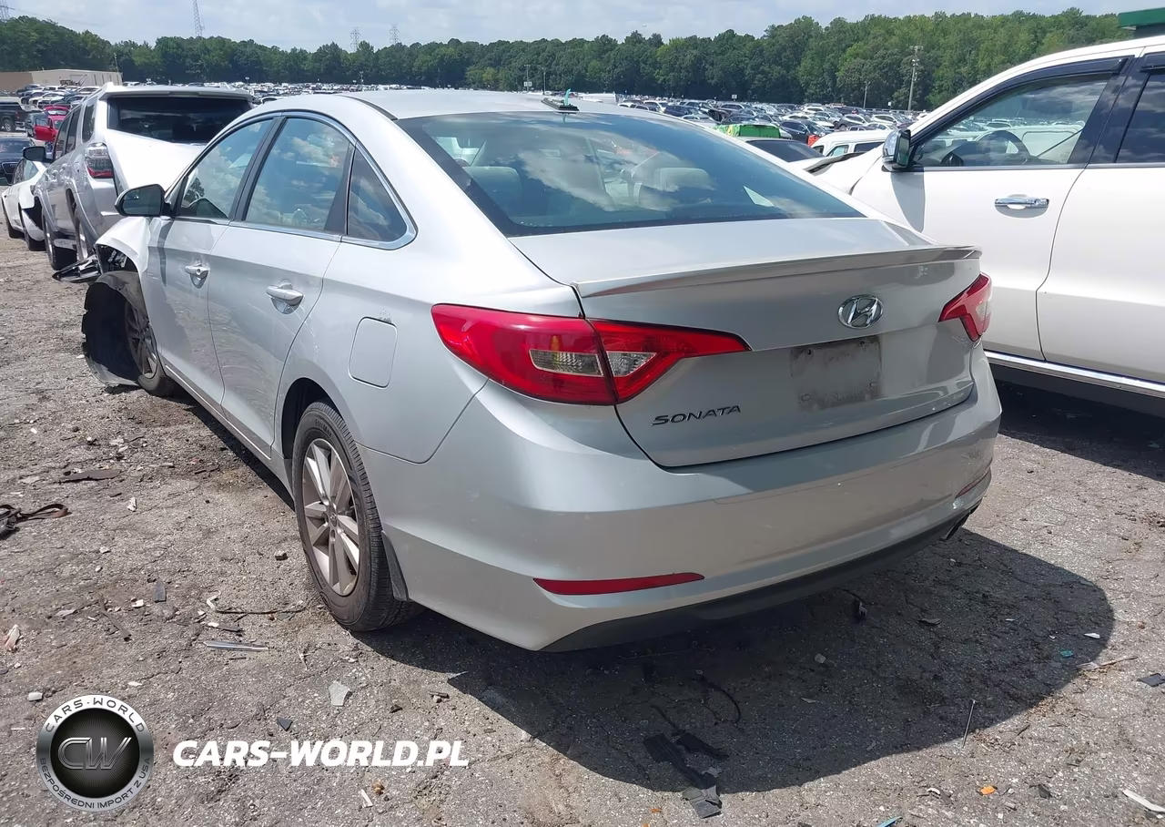 2016 Hyundai Sonata Se VIN:5NPE24AF7GH304675 - 3
