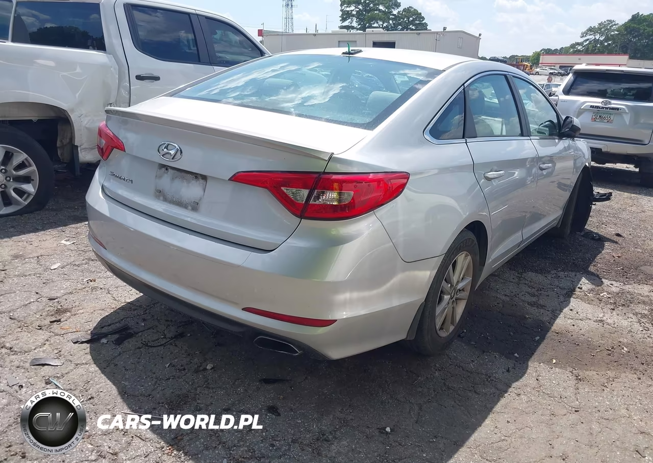 2016 Hyundai Sonata Se VIN:5NPE24AF7GH304675 - 4
