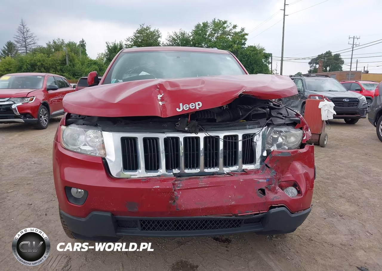 2011 Jeep Grand Cherokee Laredo VIN:1J4RR4GG5BC655791 - 12