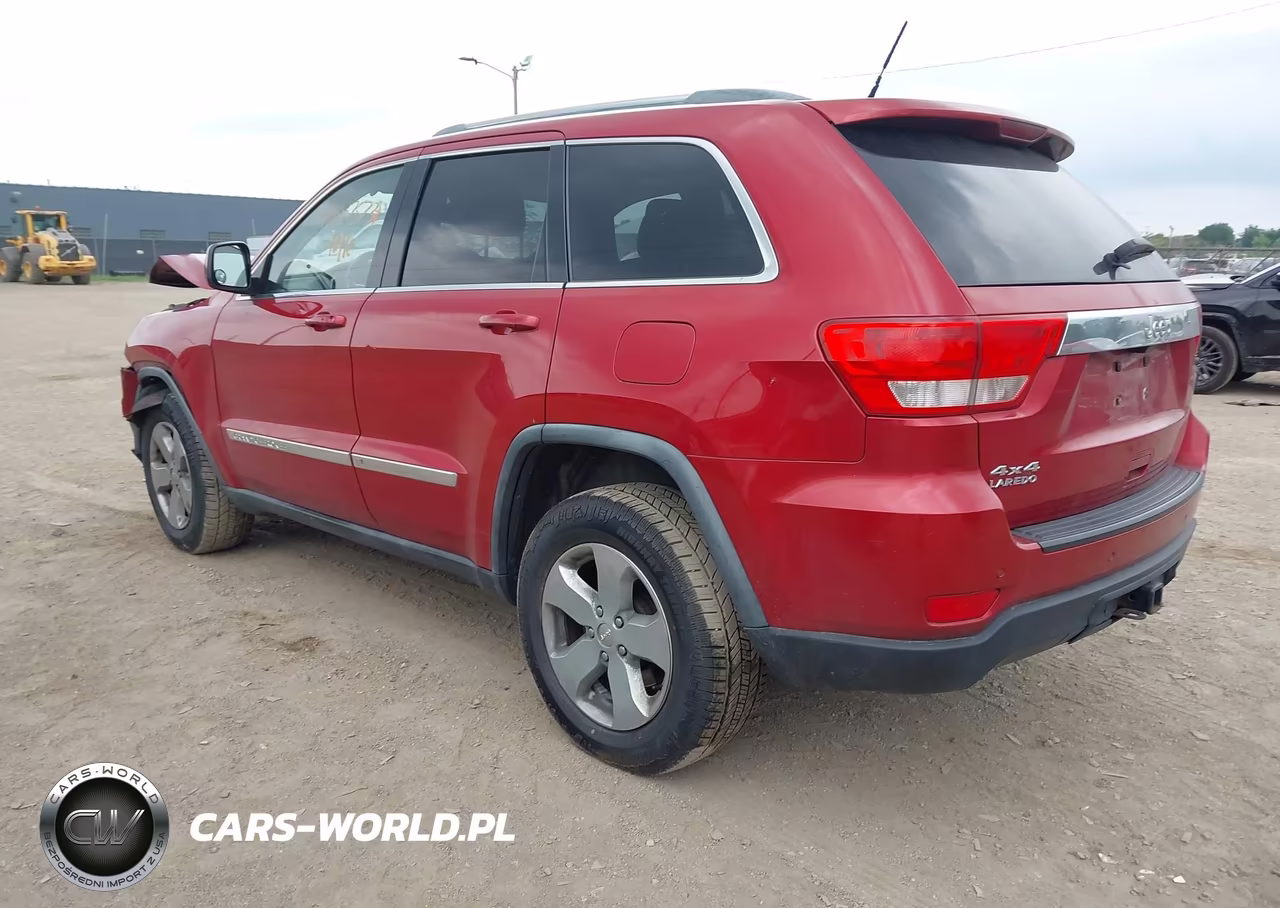 2011 Jeep Grand Cherokee Laredo VIN:1J4RR4GG5BC655791 - 3