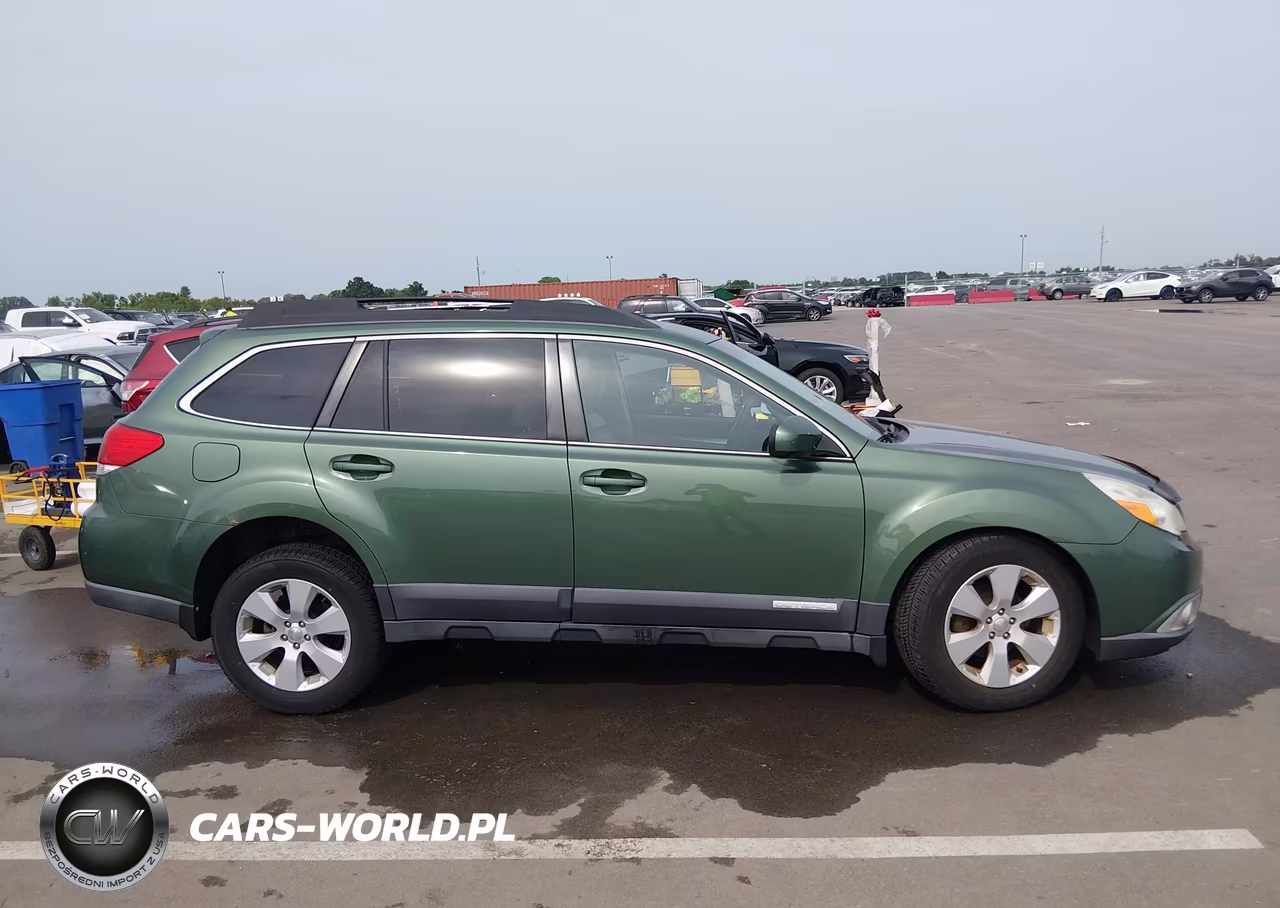 2010 Subaru Outback 2.5I Premium VIN:4S4BRCCC7A3355667 - 13
