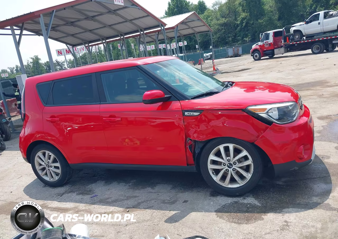2018 Kia Soul + VIN:KNDJP3A59J7507600 - 13