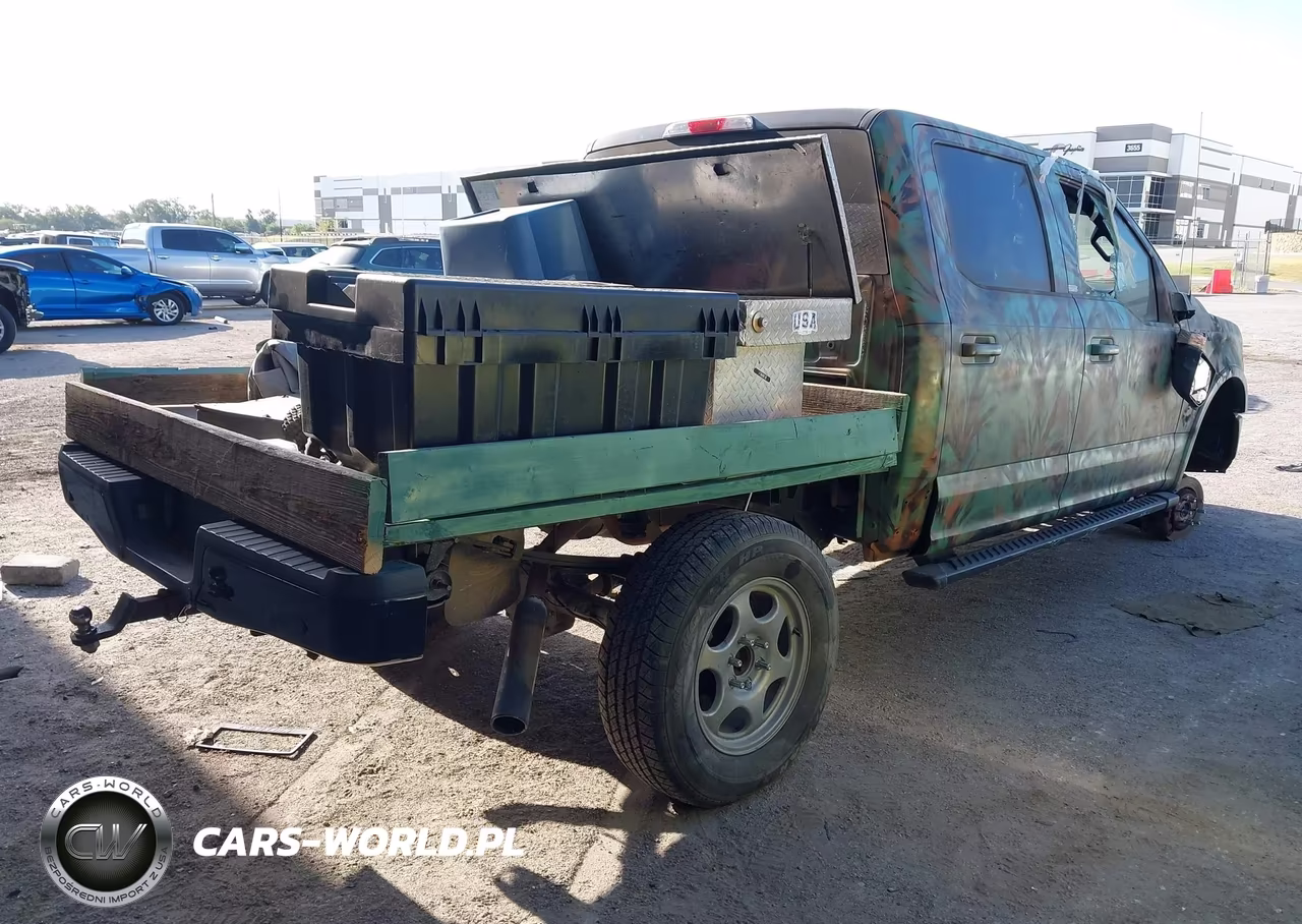2018 Ford F-150 Xlt VIN:1FTEW1CP7JKC66298 - 4