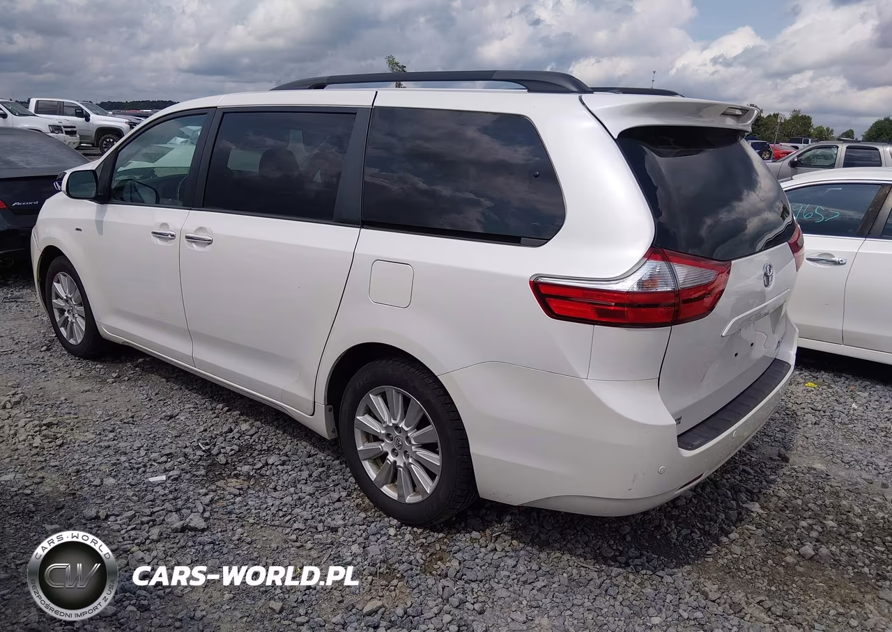 2017 Toyota Sienna Xle 7 Passenger VIN:5TDDZ3DC3HS156104 - 3