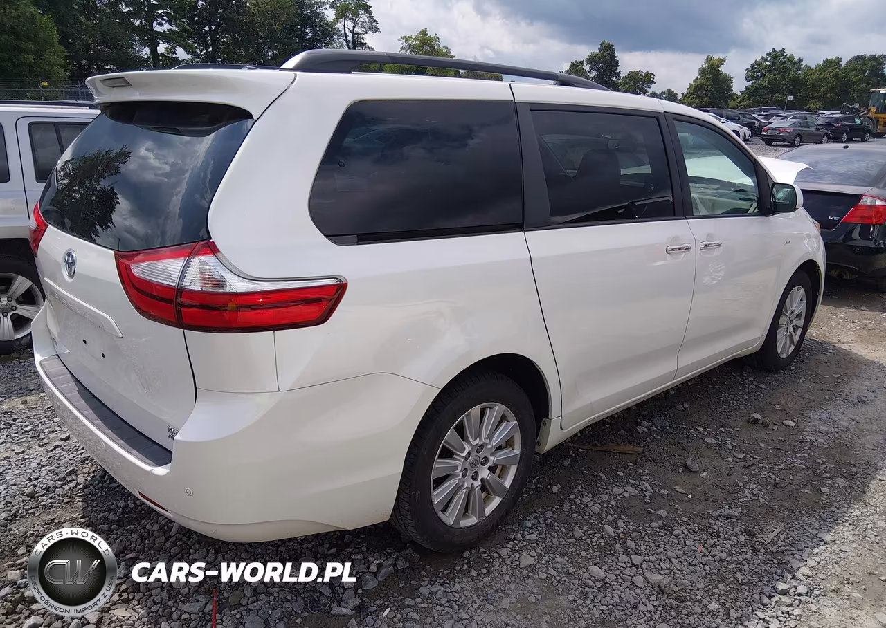 2017 Toyota Sienna Xle 7 Passenger VIN:5TDDZ3DC3HS156104 - 4
