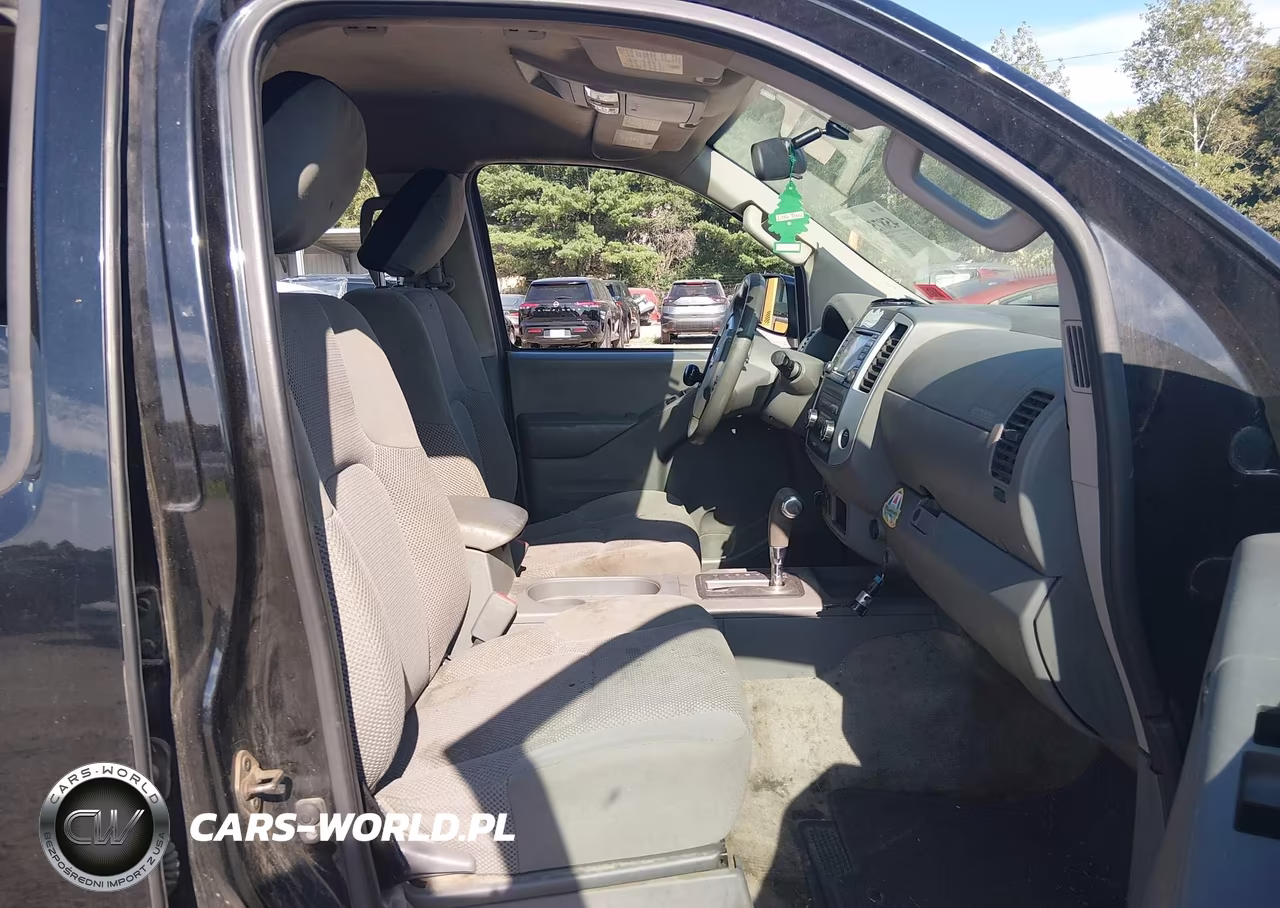 2016 Nissan Frontier Pro-4X-S-Sl-Sv VIN:1N6AD0EV6GN700032 - 5