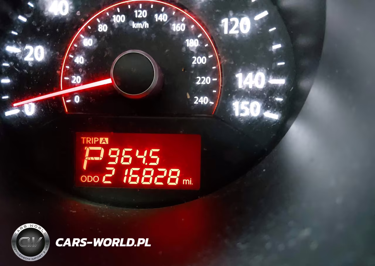 2011 Kia Sorento Lx VIN:5XYKTDA28BG060144 - 15
