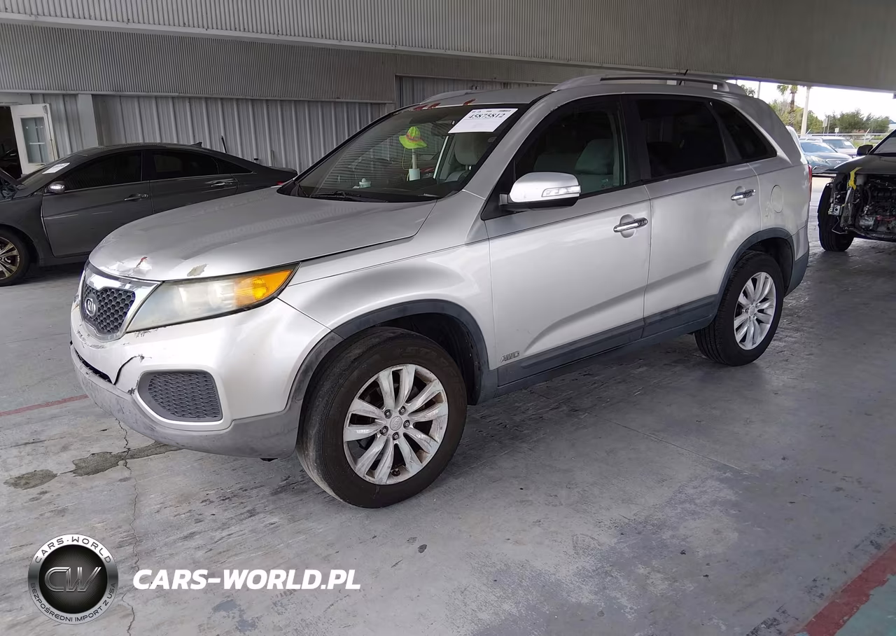 2011 Kia Sorento Lx VIN:5XYKTDA28BG060144 - 2
