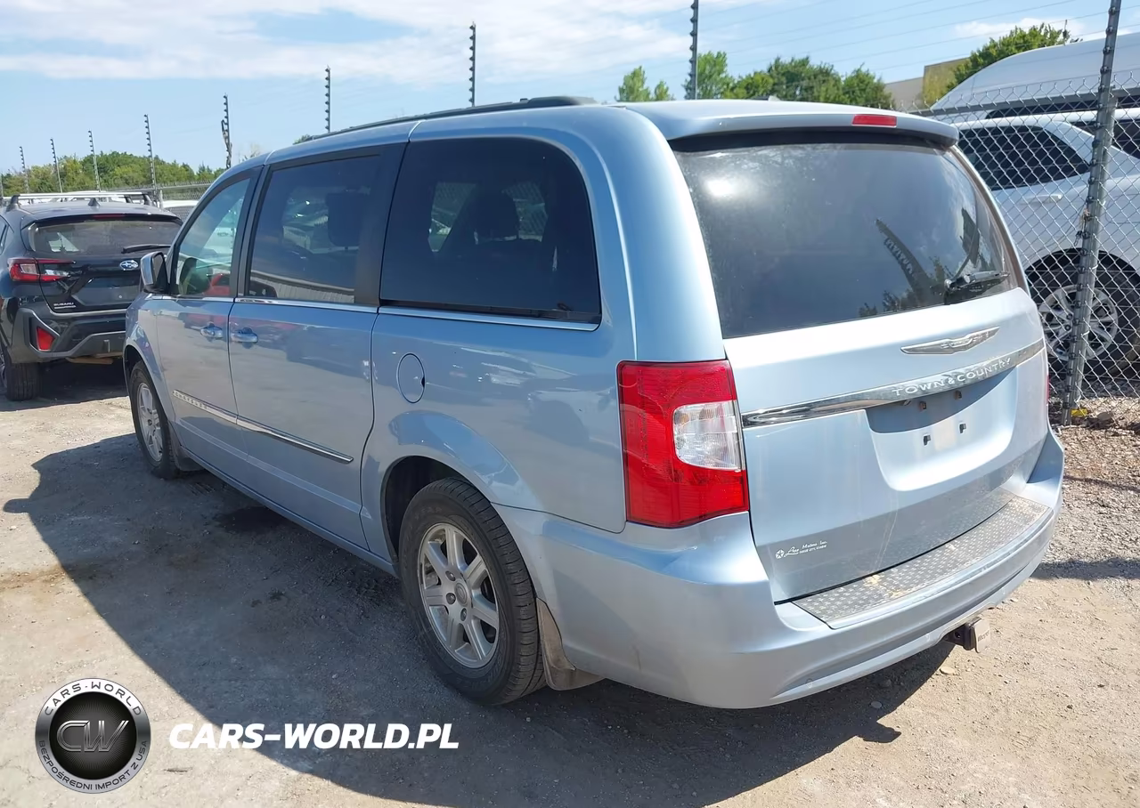 2012 Chrysler Town & Country Touring VIN:2C4RC1BG1CR317777 - 3