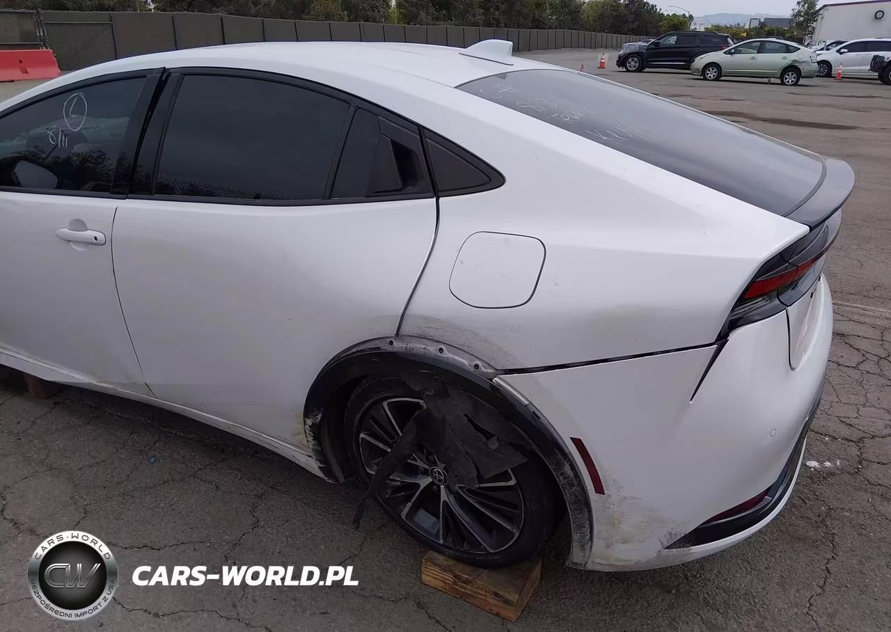 2023 Toyota Prius Xle VIN:JTDACAAU3P3002322 - 14