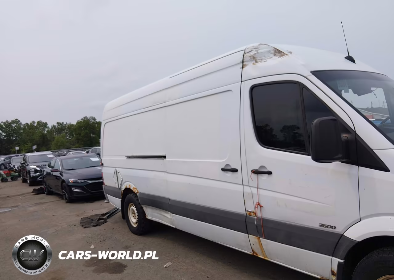 2011 Mercedes-Benz Sprinter 2500 High Roof VIN:WD3PE8CB1B5584159 - 13