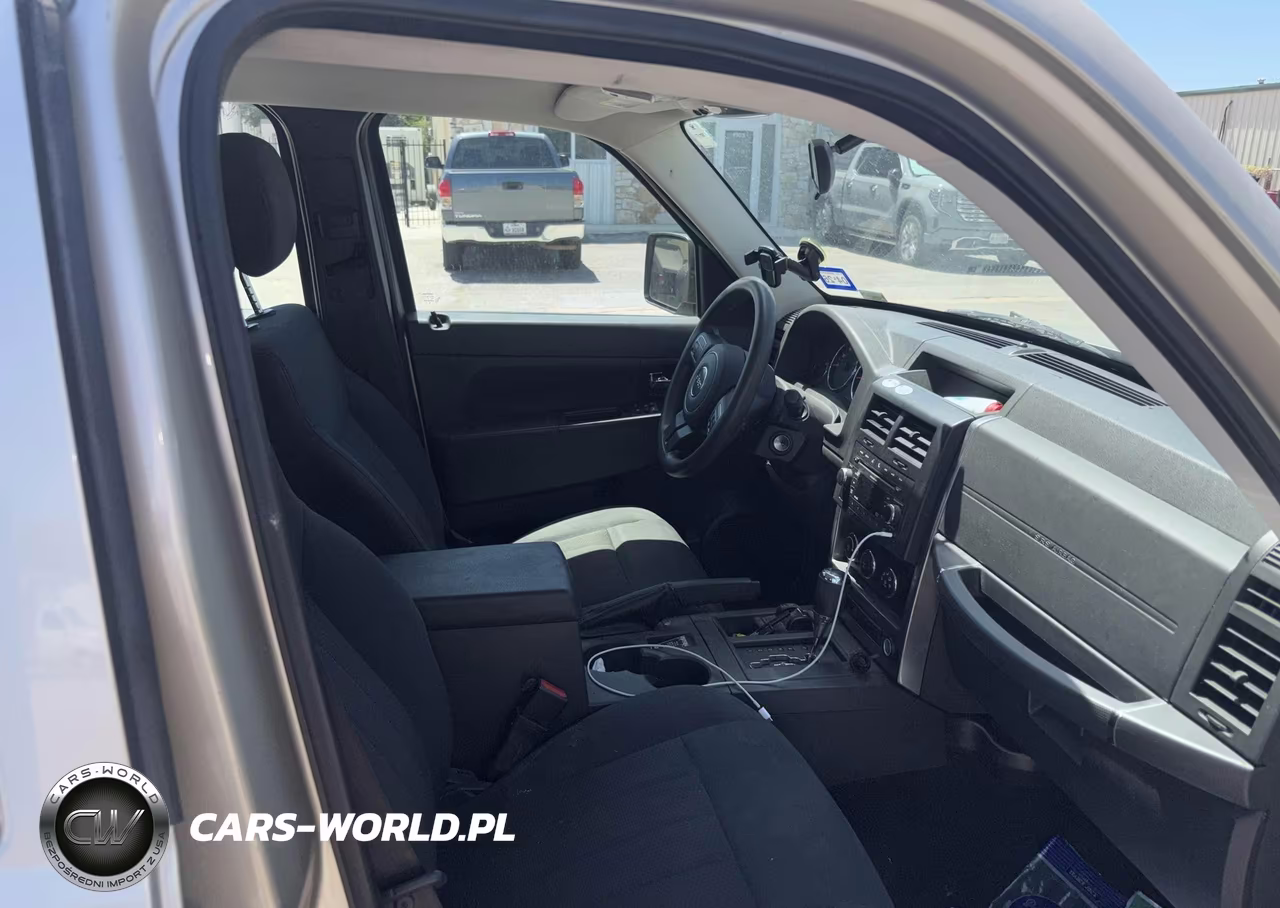 2011 Jeep Liberty Sport VIN:1J4PN2GK2BW571017 - 5