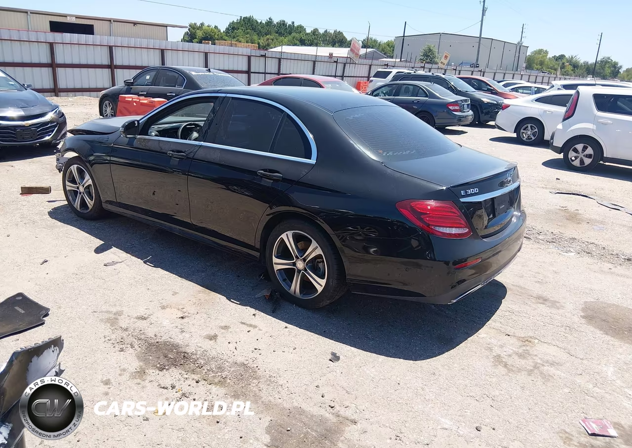 2017 Mercedes-Benz E 300 VIN:WDDZF4JB7HA113422 - 3