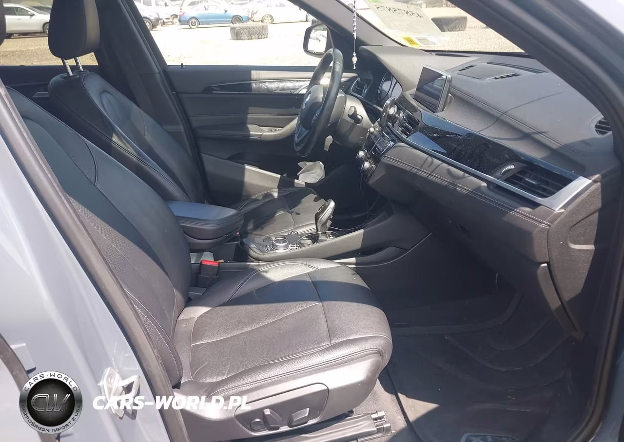 2020 BMW X1 xDrive28I VIN:WBXJG9C07L5P81867 - 5