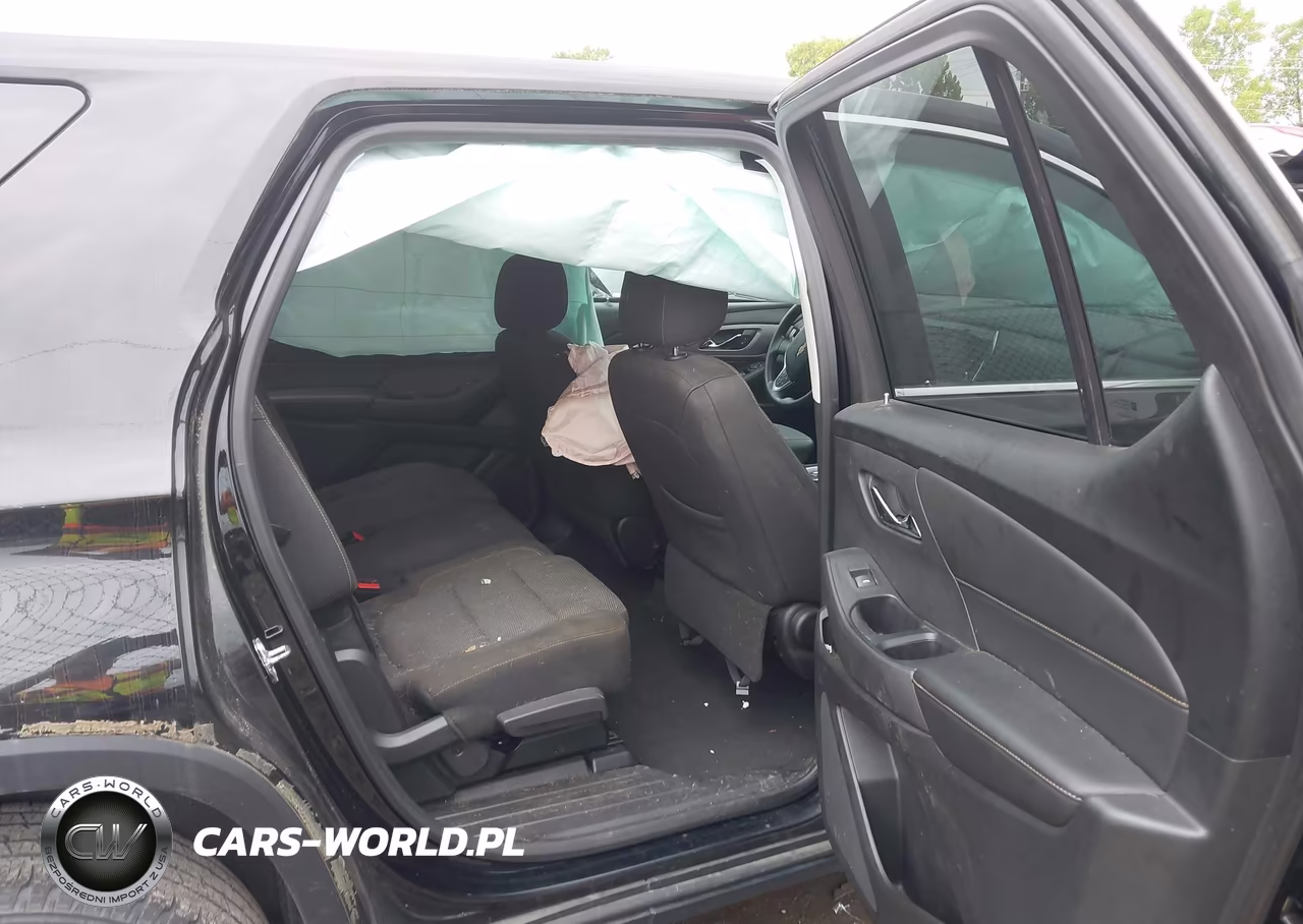 2018 Chevrolet Traverse Ls VIN:1GNERFKW5JJ104096 - 8