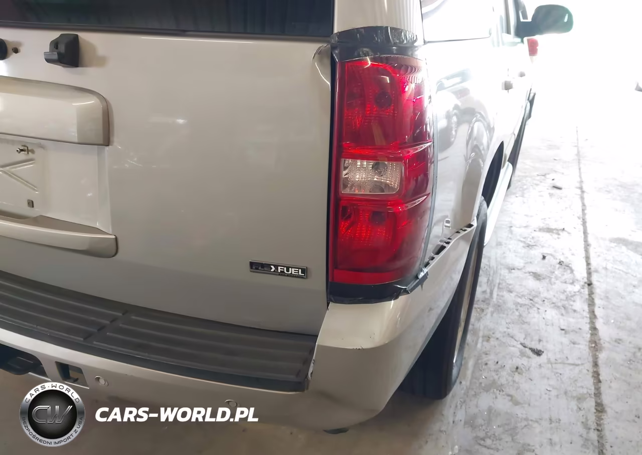 2007 Chevrolet Tahoe Lt VIN:1GNFK13037J393896 - 13