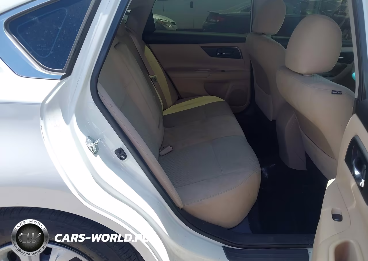 2015 Nissan Altima 2.5 S VIN:1N4AL3AP4FN391003 - 8