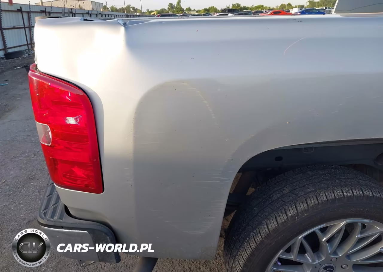 2011 Chevrolet Silverado 1500 Ls VIN:3GCPCREA8BG406246 - 17