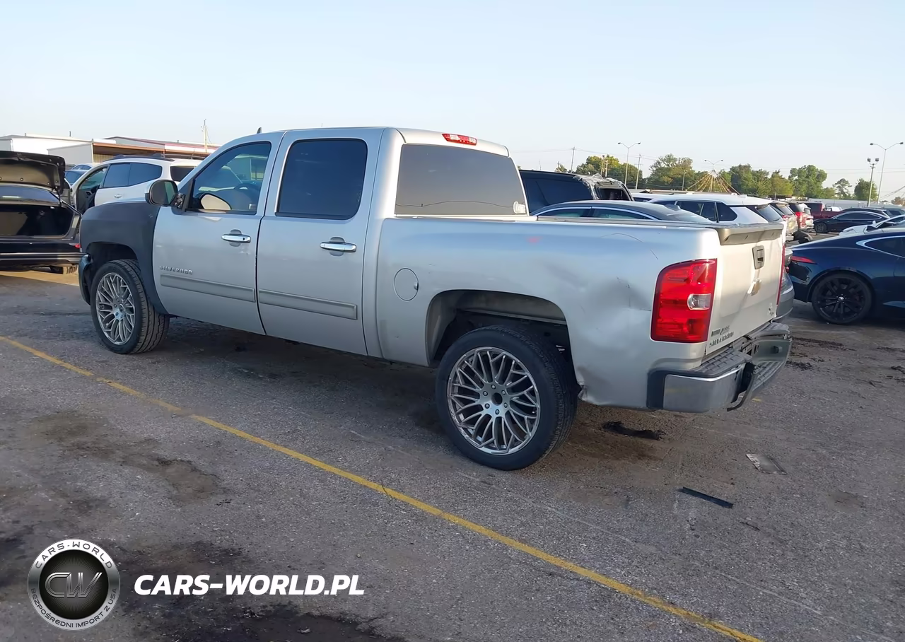 2011 Chevrolet Silverado 1500 Ls VIN:3GCPCREA8BG406246 - 3
