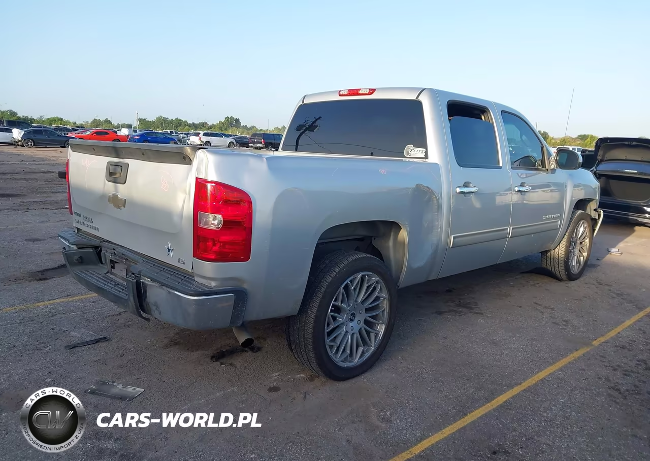 2011 Chevrolet Silverado 1500 Ls VIN:3GCPCREA8BG406246 - 4