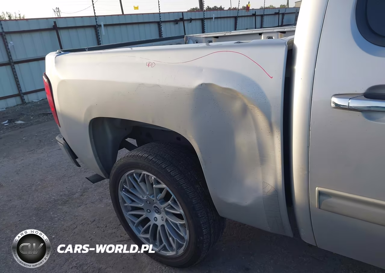 2011 Chevrolet Silverado 1500 Ls VIN:3GCPCREA8BG406246 - 6