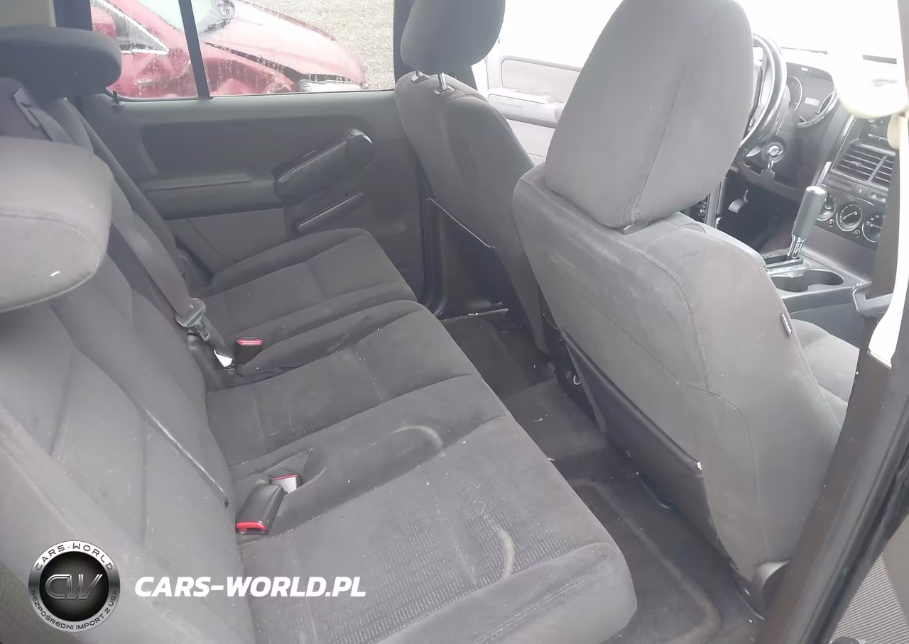 2010 Ford Explorer Xlt VIN:1FMEU7DE6AUA66793 - 8