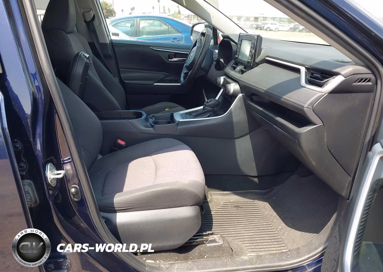 2019 Toyota Rav4 Xle VIN:2T3W1RFV7KC022821 - 5